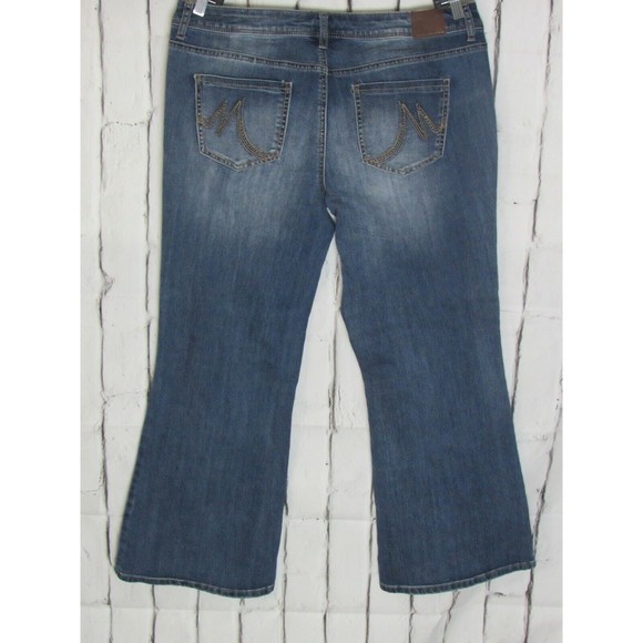 maurices Women Jeans Size 15/16 Short Blue Sandblasted Midrise Flare Denim - Picture 2 of 4